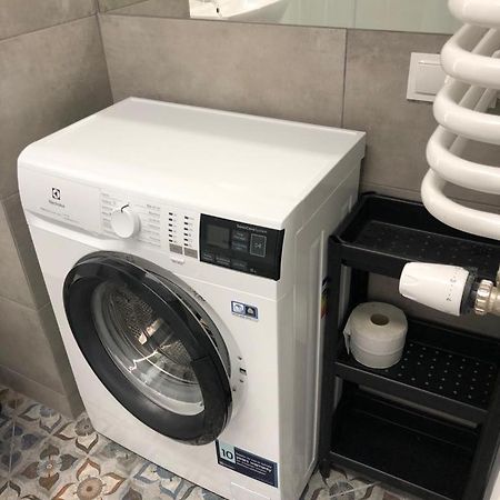Dakota Easy Stay Center ヴロツワフ エクステリア 写真